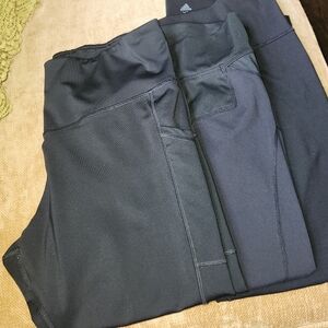 3 Pair Of Athletic Leggings Size XL
